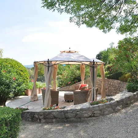 Domaine Le Bourdet Holiday home Saint-Sauveur-de-Cruzieres